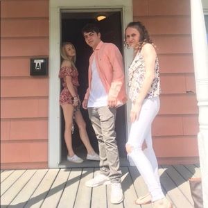 Meet your Posher, Chloe